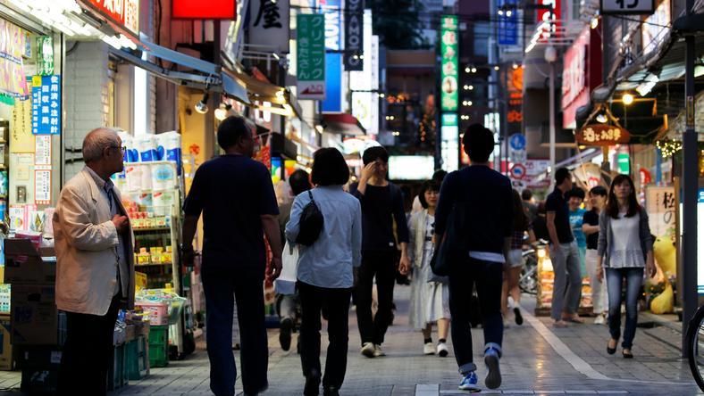 线上狂欢时代,日本为何仍是“线下消费天堂”?